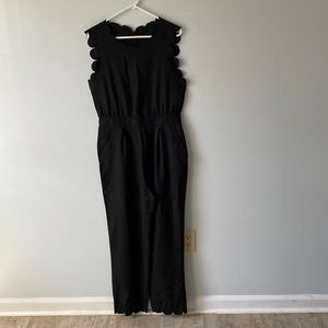 Lg Shein Black pants jumpsuit with scalloped detail. New without tags